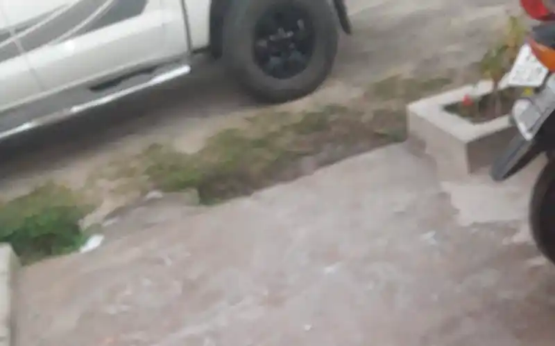 Reclamo: “Me ponen los autos en la puerta”