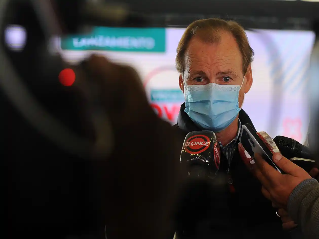 El Jefe de Gabinete y dos ministros nacionales llegan a Entre Ríos