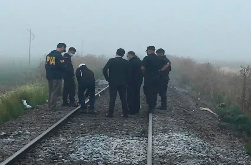 Realizan inspección sobre el descarrilamiento del tren cerca de Olavarría