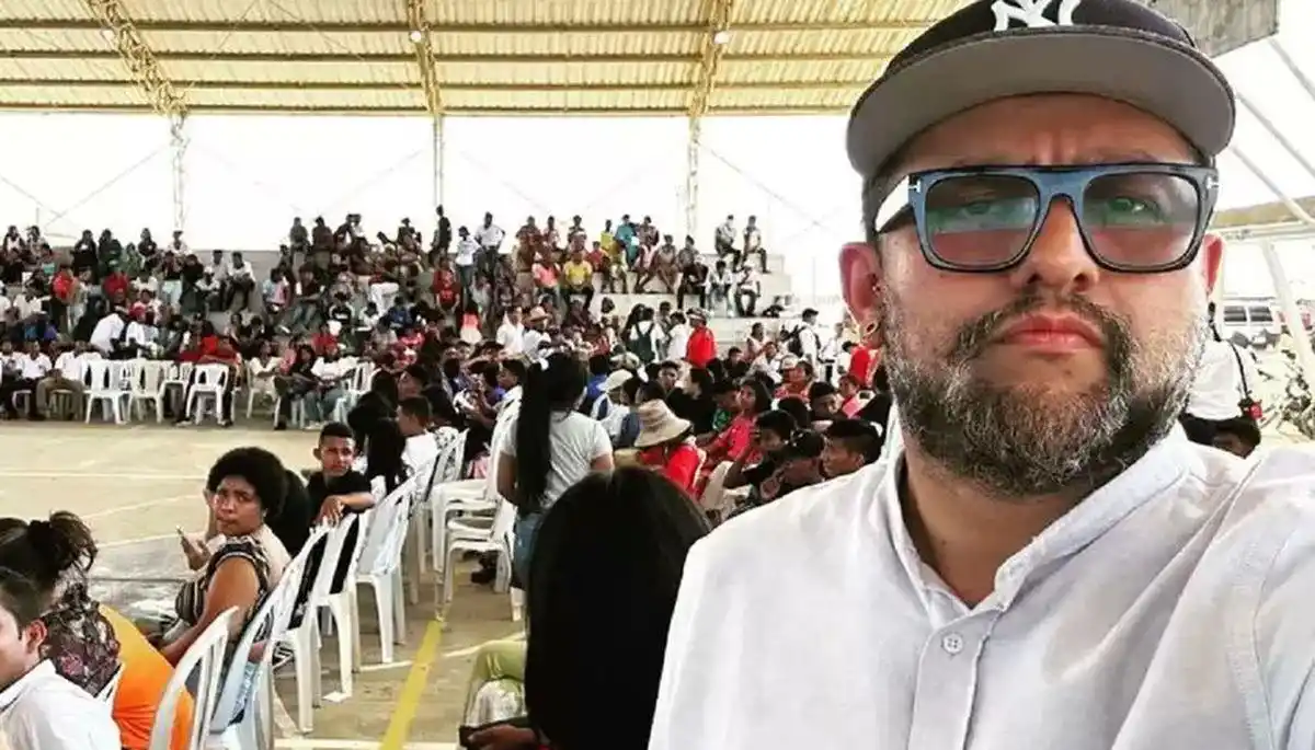 Hacen renunciar al viceministro de Cultura por falsificar títulos