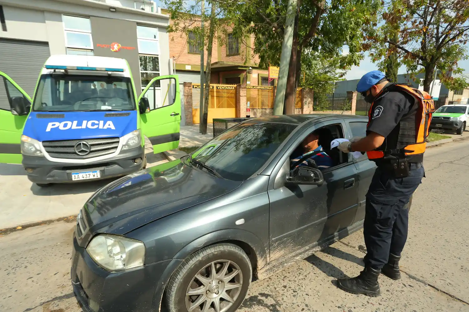 Cuarentena por coronavirus: En Esteban Echeverría detuvieron a 75 personas
