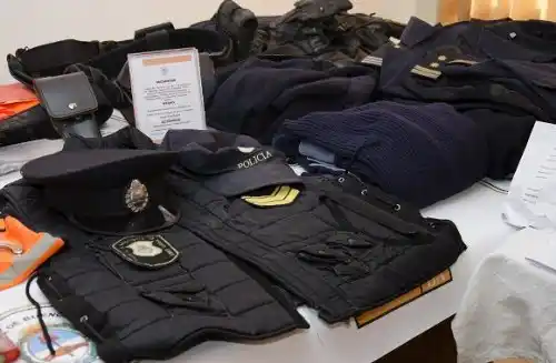 Escobar: Detienen banda que robaba con uniformes policiales