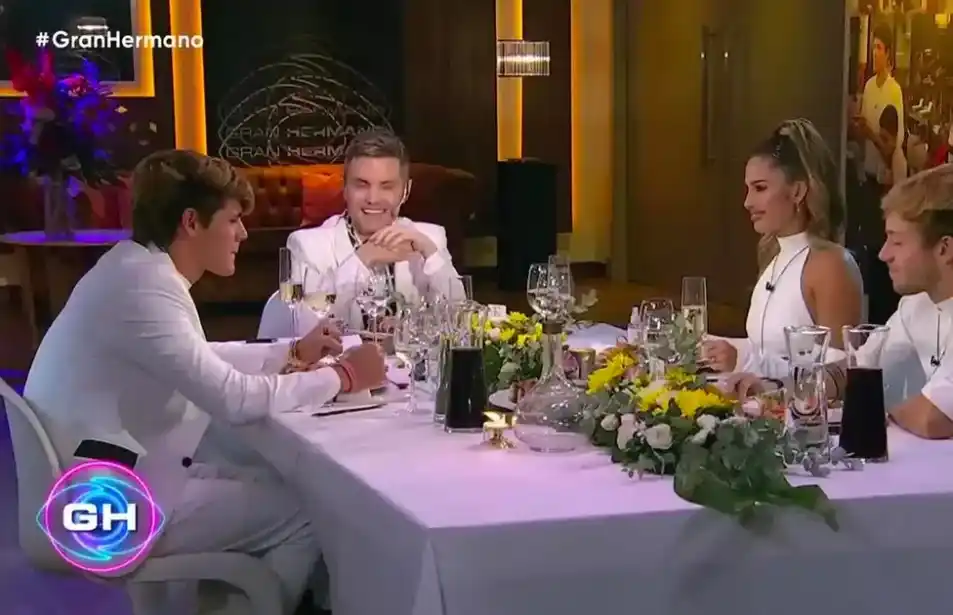 Santiago del Moro cenó con los finalistas de Gran Hermano y reveló el contenido de la valija secreta