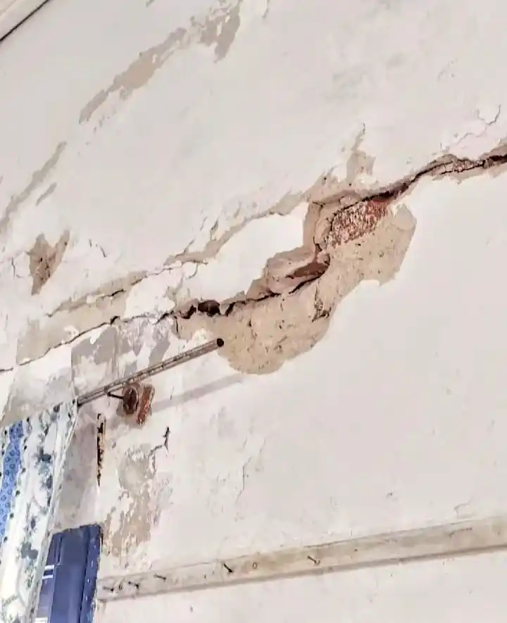 Puerto Ruiz: Preocupación por las condiciones edilicias de la escuela