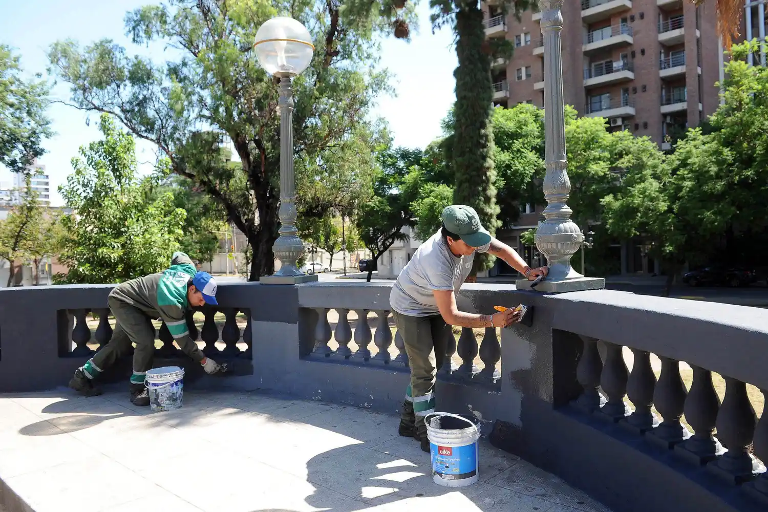 El municipio santafesino realiza trabajos integrales en la Plaza Constituyentes