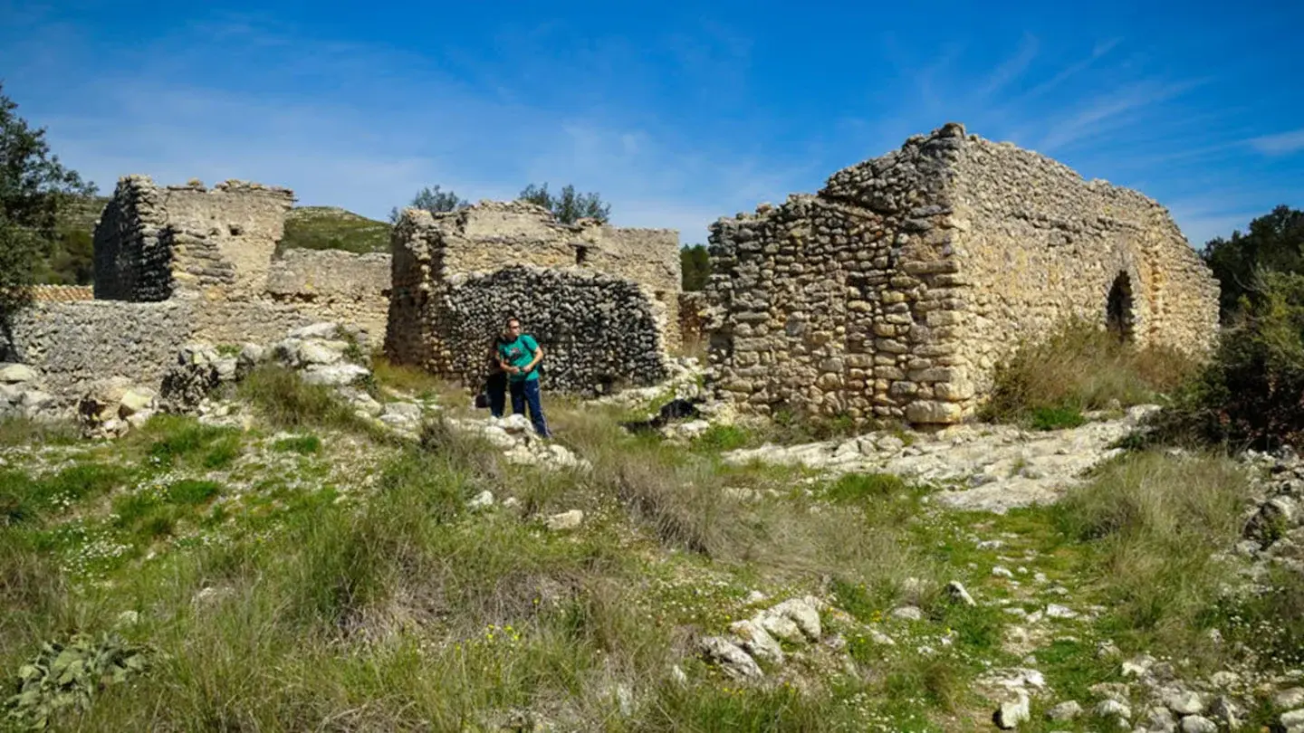 El pueblo español de 159 habitantes que busca albañiles y cuidadores para frenar la despoblación