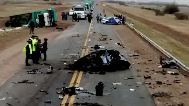 Tremendo choque en Santa Fe dejó dos muertos 