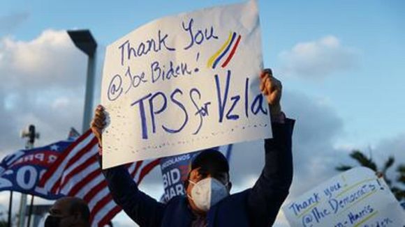 ¿INCLUYE A VENEZOLANOS? BIDEN ALISTA OTRA ORDEN EJECUTIVA con “beneficios” para migrantes: esto se sabe del «Parole in Place»