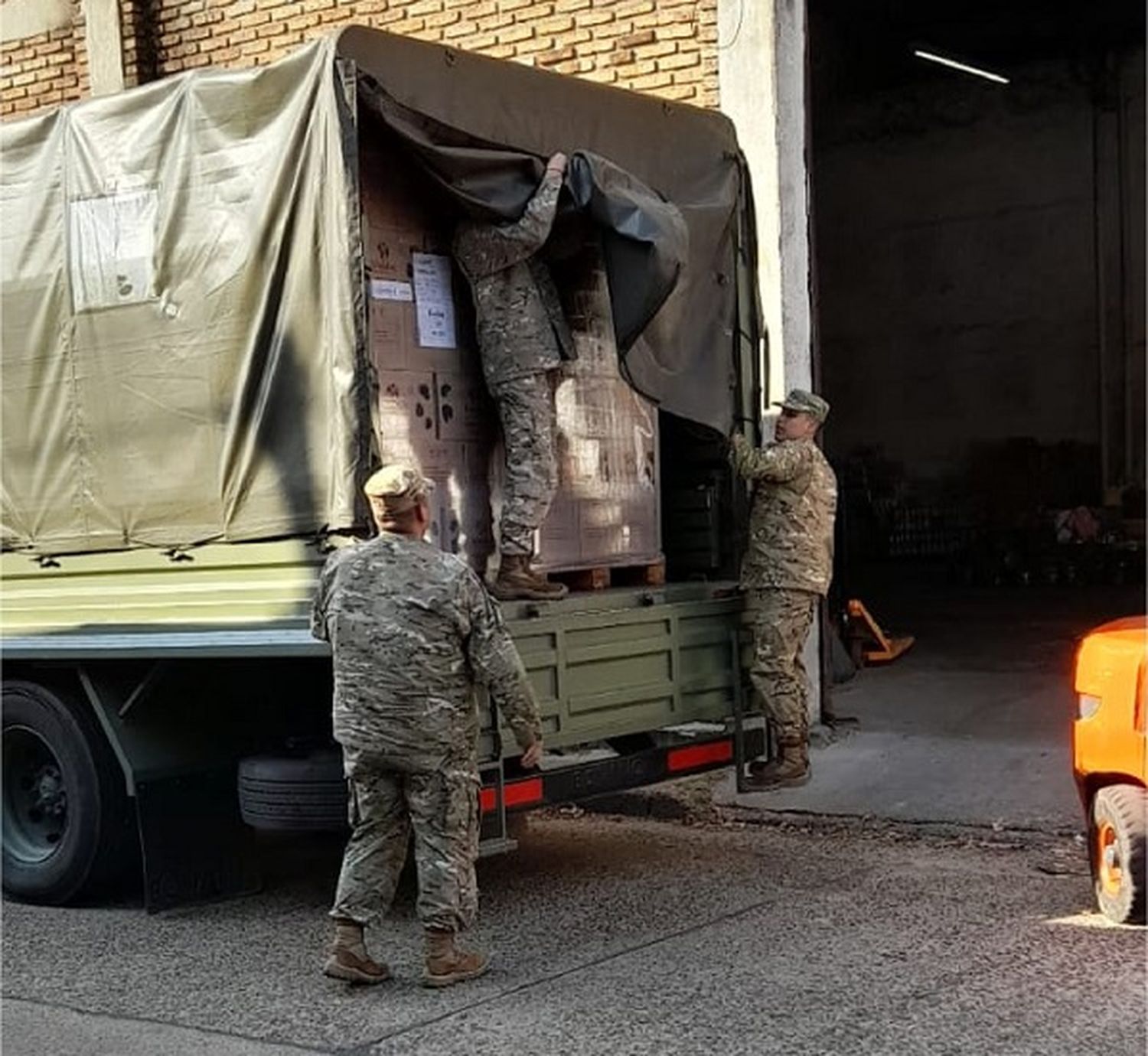 Una ciudad de la provincia recibió leche del Ministerio de Capital Humano de Nación