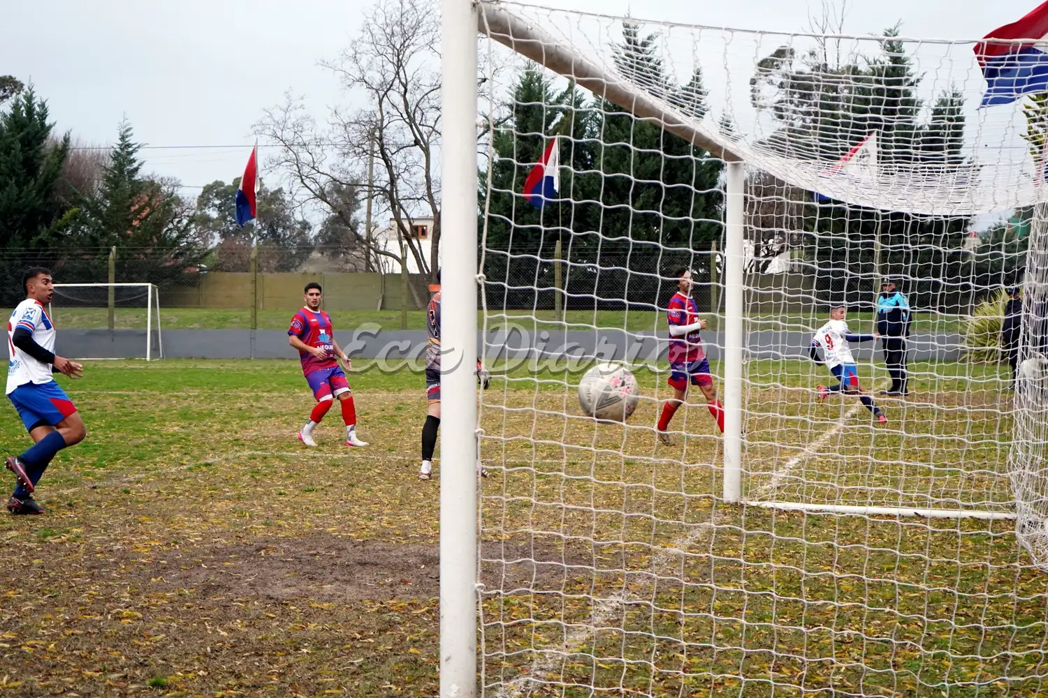 El gol de Elías Dana para el tercero de Del Valle sobre Defensores de Puerto Quequén