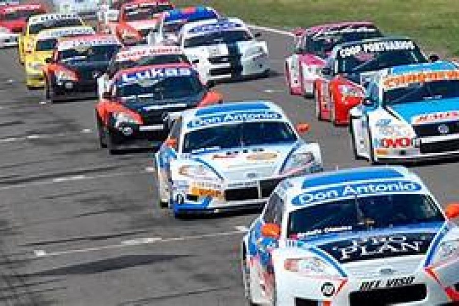 El Turismo Nacional corre su séptima fecha en el autódromo San Nicolás Ciudad