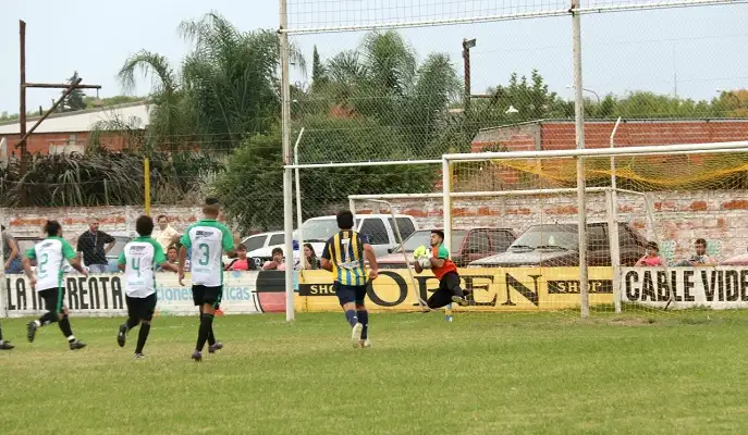 Pueblo  Nuevo  salvó un punto en el final del partido