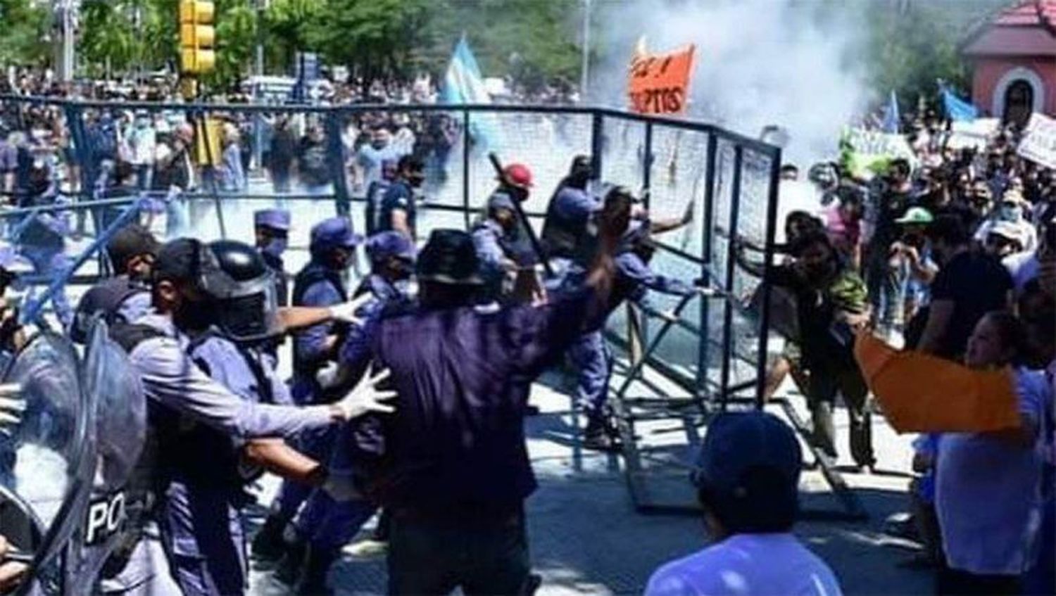 Protestas y heridos en Formosa por el anunciado regreso a Fase 1