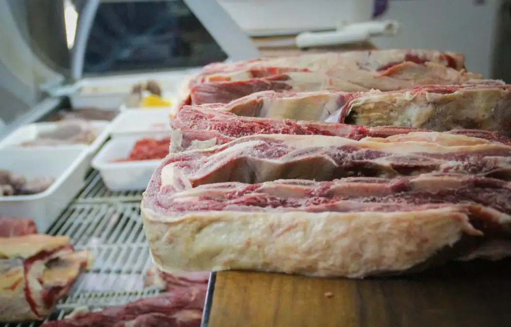 El consumo de carne vacuna cayó más de 11% en el primer semestre y tocó su menor nivel en 30 años