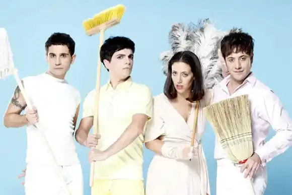 Reapareció Lolo, el de la guitarra, y habló de su salida de "Miranda!"