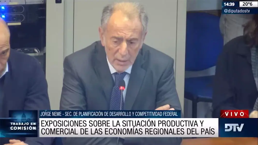 Funcionarios y productores expusieron sobre la situación de las economías regionales