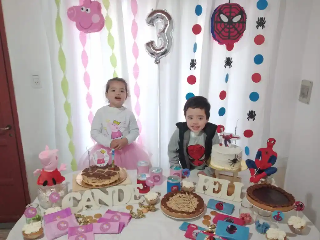 Feliz cumple para los mellizos Candelaria y Felipe
