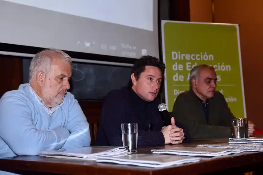 Programa para que 27 mil alumnos terminen la secundaria