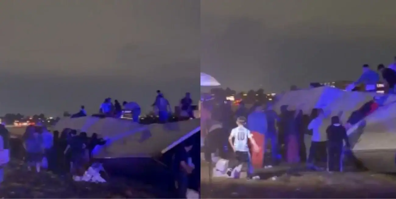 Un camión volcó bajo la lluvia y vecinos se llevaron la mercadería