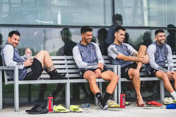 Messi se reencontró con Luis Suárez en la pretemporada de Inter Miami