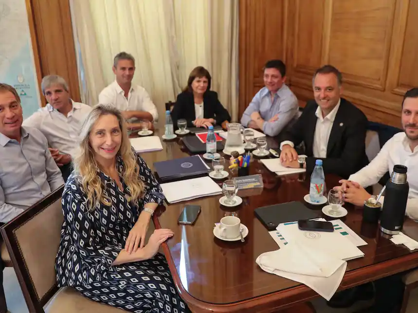 La mesa política se reunió en Casa Rosada.