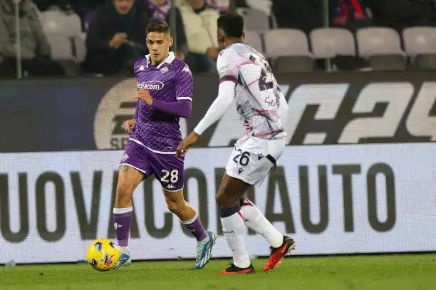 Fiorentina, semifinalista con Martínez Quarta y Beltrán,