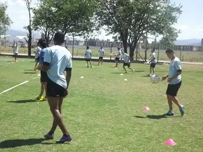 El Decano busca seguir por la senda del triunfo ante Juventud Antoniana