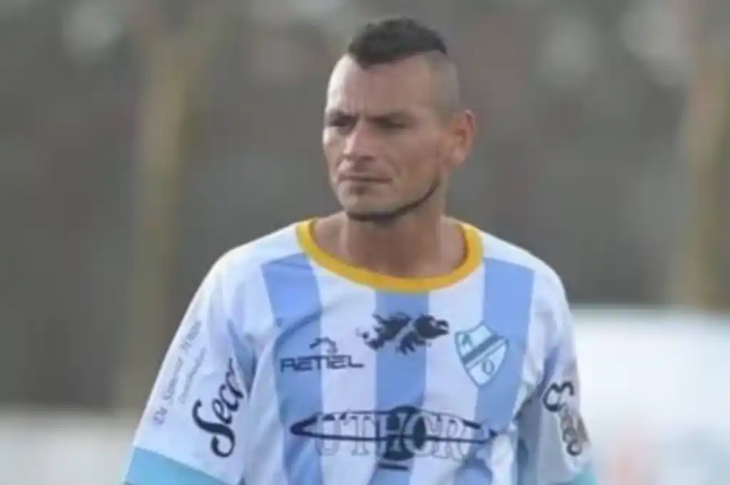 Cristian Tello era ídolo de Argentino de Quilmes. (Foto: Gentilezas)