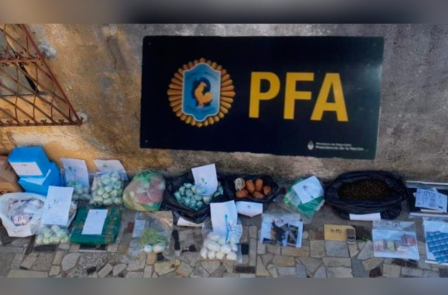 Desarticularon el “Clan Burgos” y detuvieron a 14 personas
