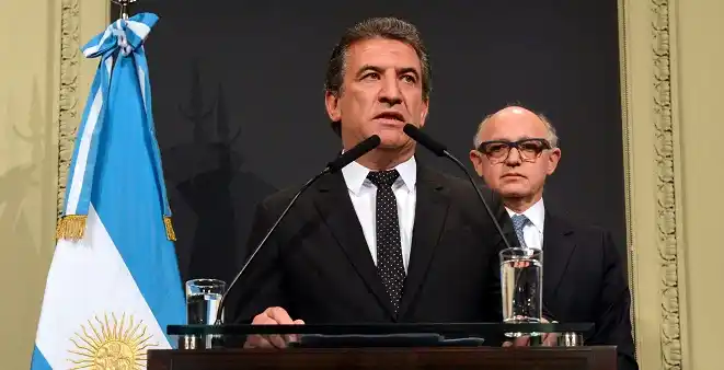 Urribarri y Timerman dieron detalles del monitoreo a UPM y la contaminación generada