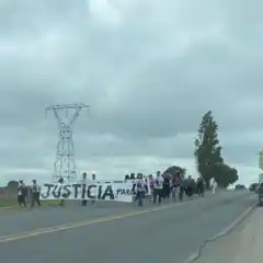 Familiares y allegados a Simón comenzaron la movilización hacia la Cámara de Apelaciones de Azul