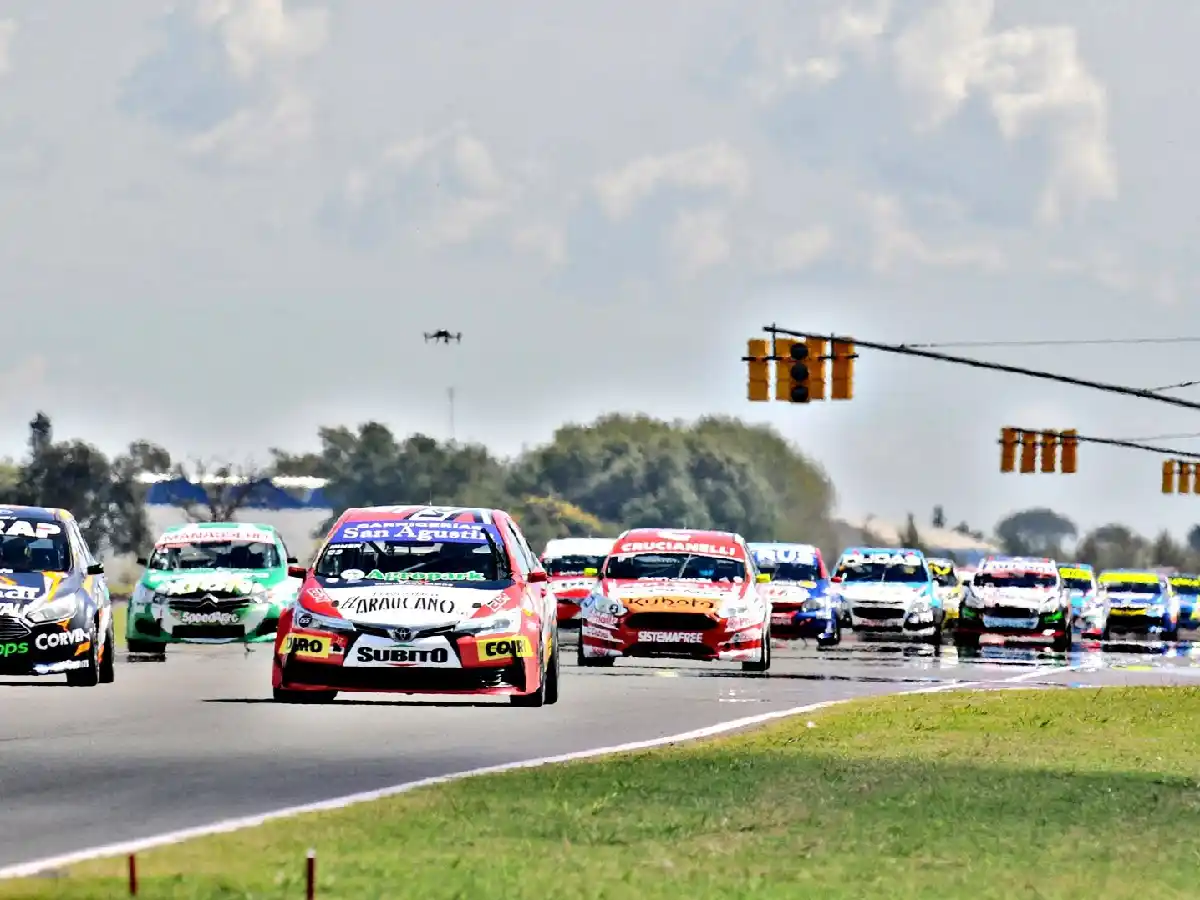 El TN presentó el calendario para 2022