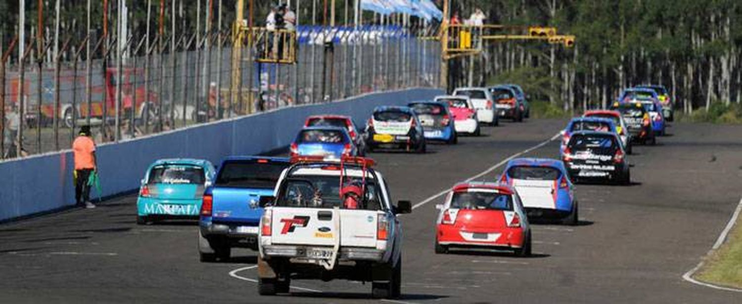 El turismo pista dice presente,  en Concordia, con 150 autos