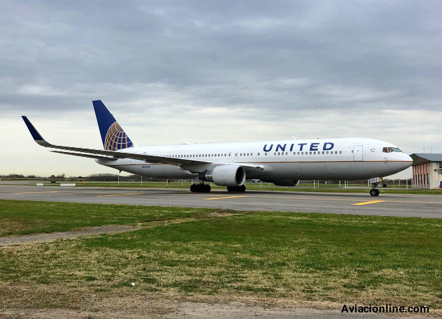 United Airlines se recupera gradualmente y aumenta sus rutas Internacionales y domésticas