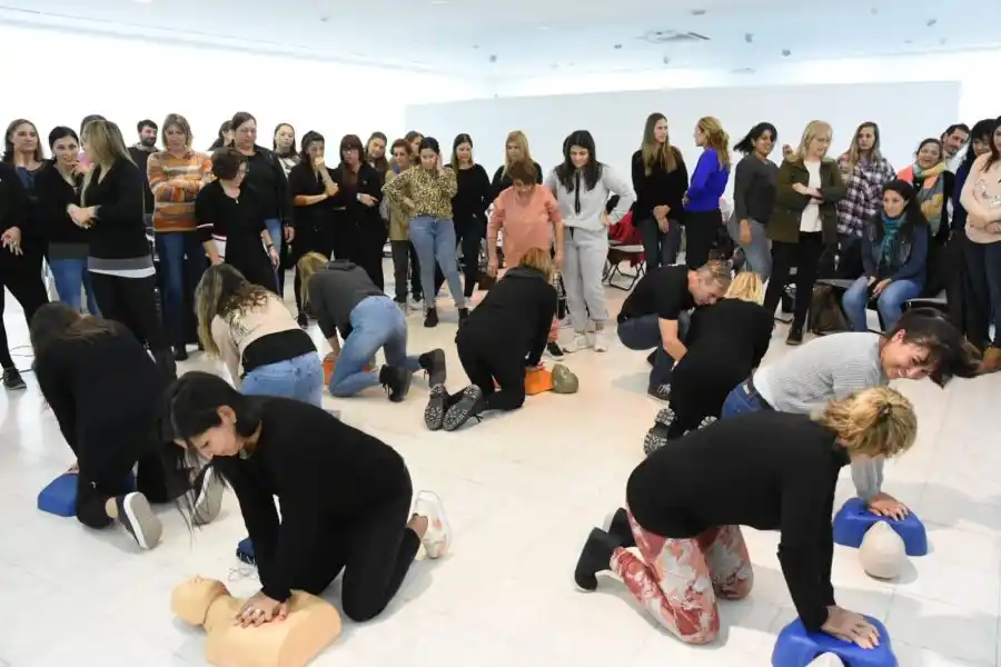 Nuevo curso de RCP y primeros auxilios a personal de jardines municipales