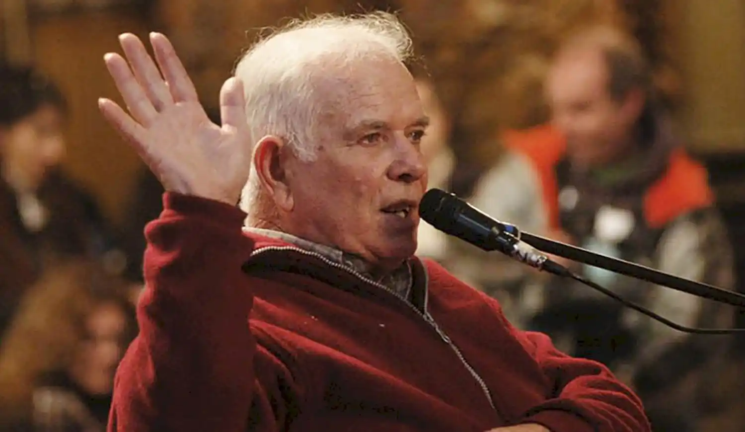 La familia de Julio López pide que analicen los restos hallados en el cementerio de La Plata: "No bajamos la esperanza"