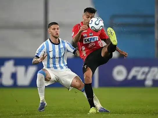 Racing necesitaba un triunfo para seguir con chances.
