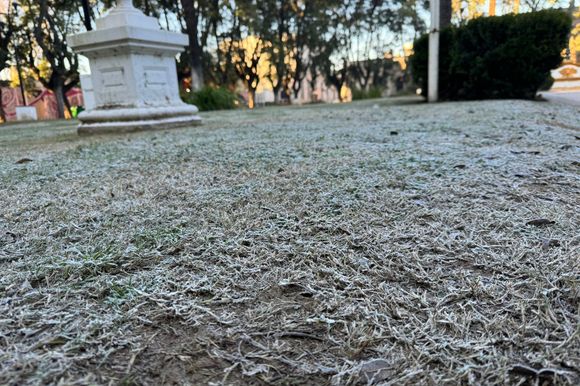 Alerta roja por frío: así fue la helada en distintos puntos de la ciudad