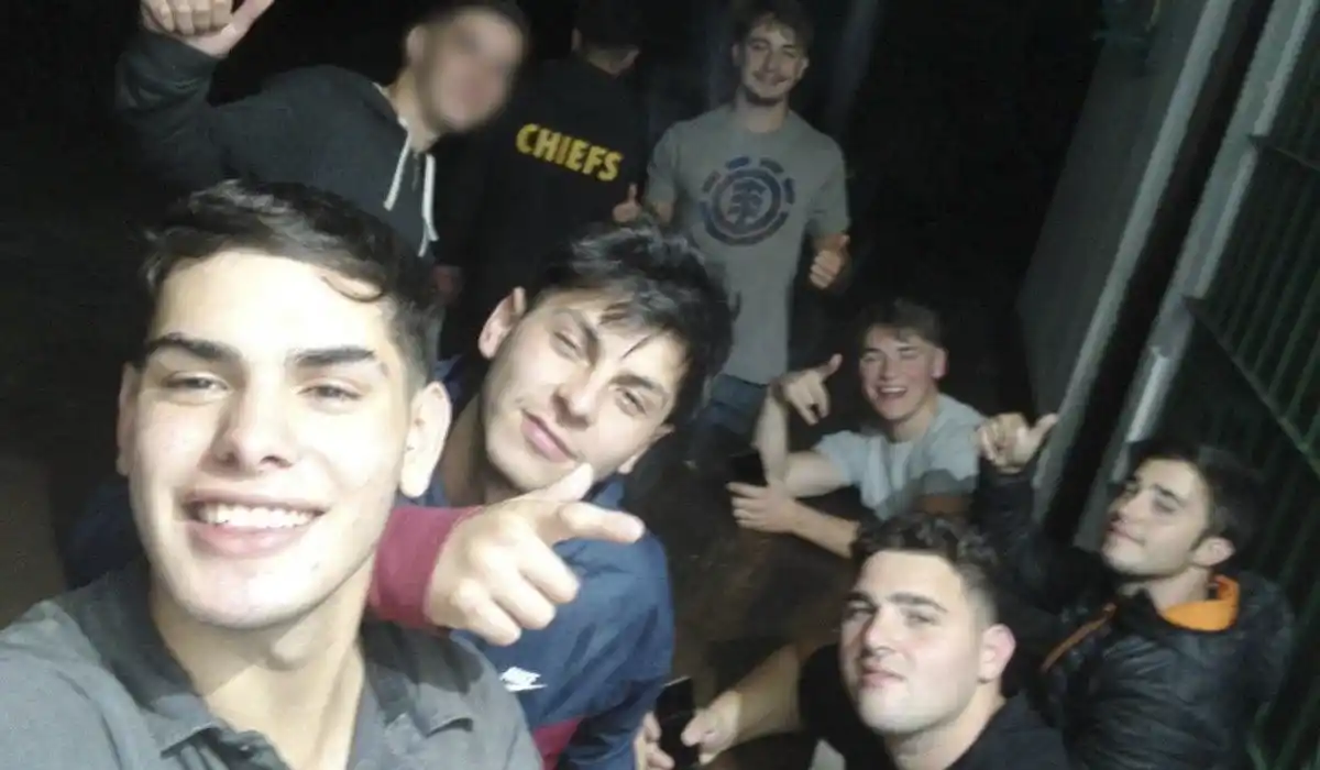 "Estamos corriendo para que no nos vean": el nuevo chat que compromete a los rugbiers