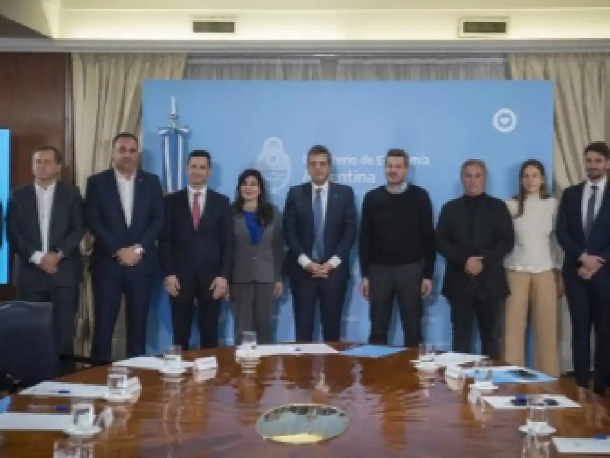 Massa y Lammens acordaron precios con las cámaras prestadoras para lanzar el PreViaje