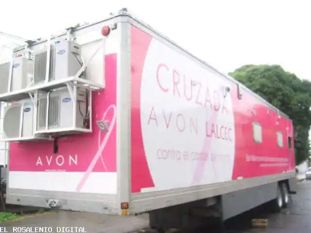 RSE de Avon: El Mamógrafo que recorre el país
