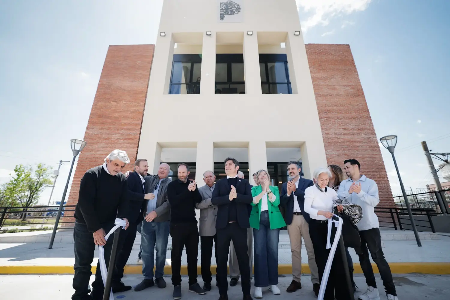 Kicillof inauguró una Casa de la Provincia en Ezeiza