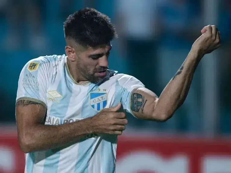 Atlético se hizo fuerte ante Central Córdoba