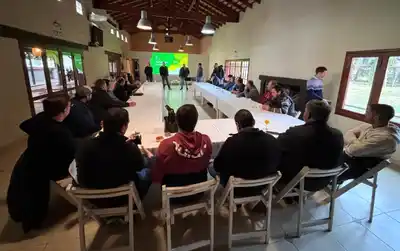 Gaviglio y productores dialogaron sobre el cultivo del maíz