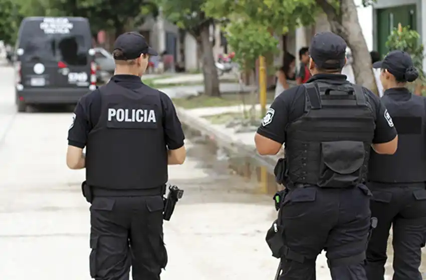 Dejó una puerta sin llave y ladrones le vaciaron la casa