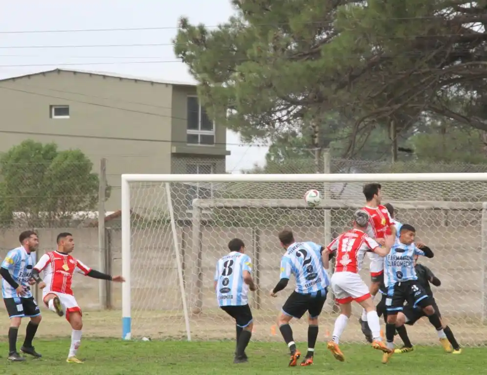 Claromecó se quedó con el encuentro ante Huracán