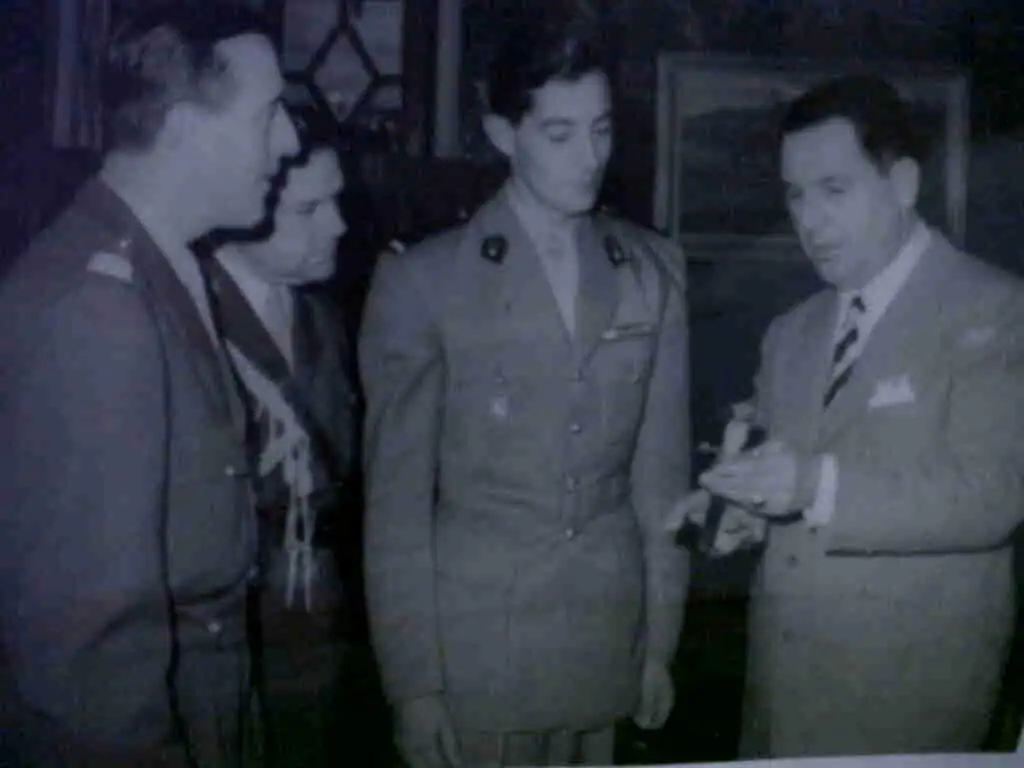 Una foto con Perón y una vida atravesada por la historia: Oscar, testigo directo del 16 de junio.