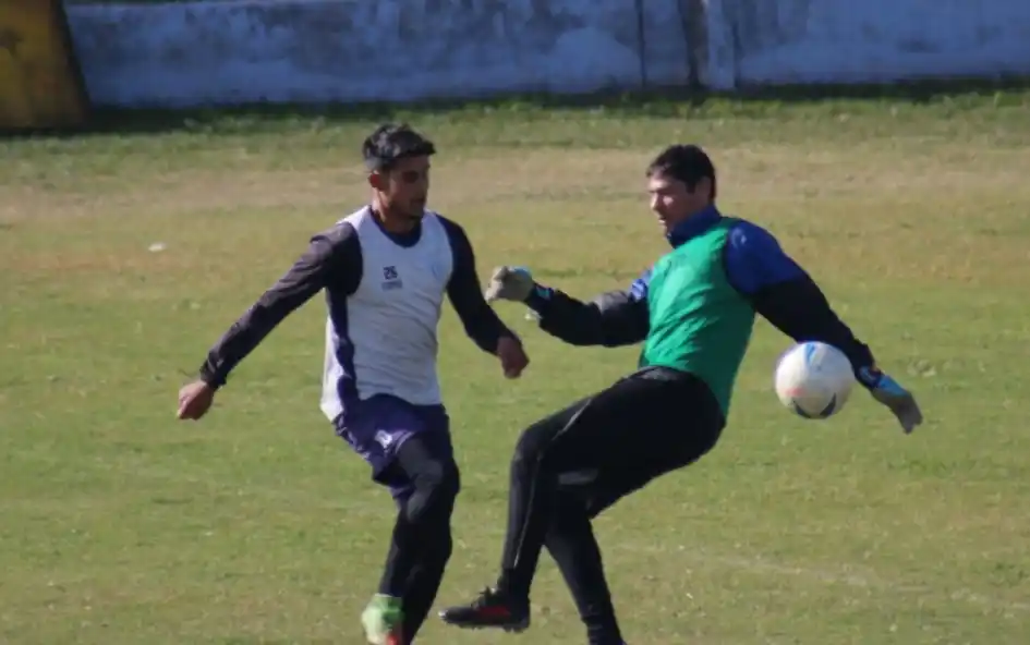 Ya son al menos 5 los jugadores aislados en el plantel de Juventud