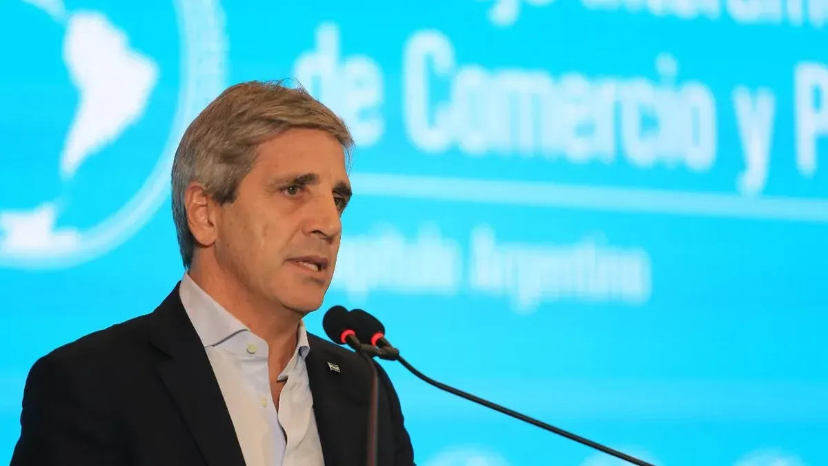 Ministro Luis Caputo