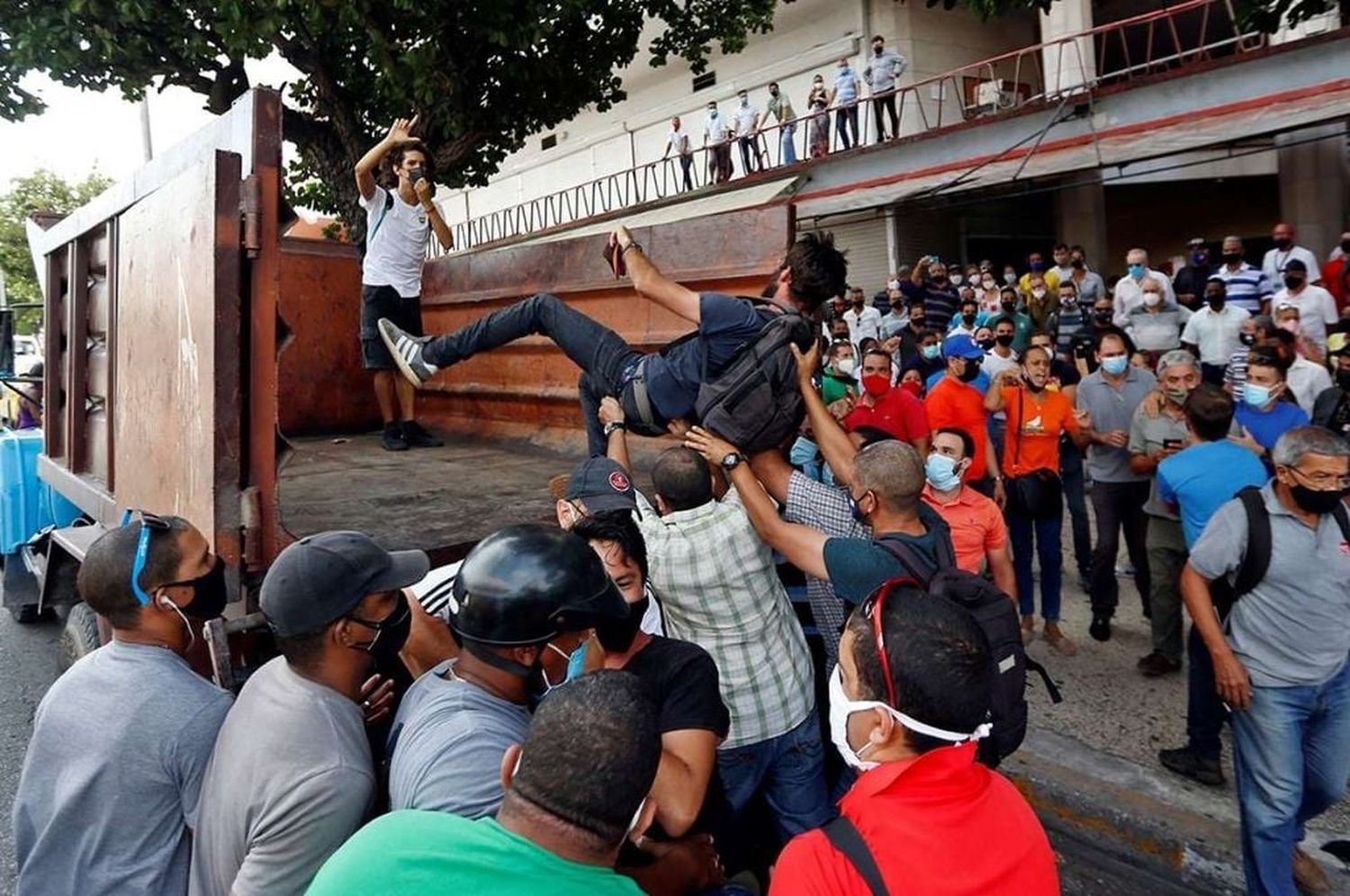 Cuba: las primeras protestas populares en 27 años